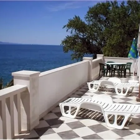 Pansion Franka 3 - 12 *