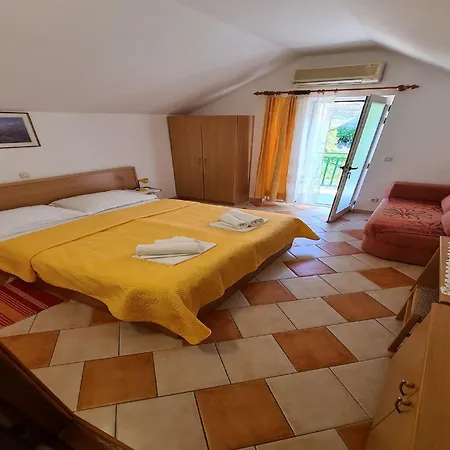 Pansion Franka 3 - 12 아파트 브리스트