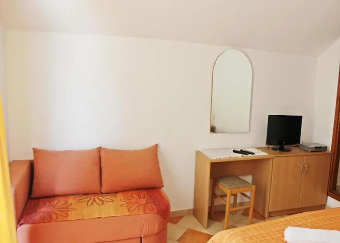Appartement Pansion Franka 3 - 12 *